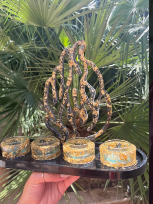 Plateau 4 bougeoirs avec la flamme « Aesh Sheli »